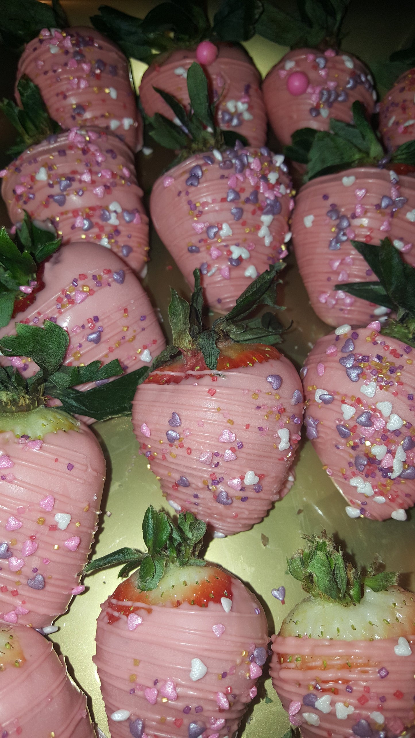 Strawberries - Chocolate Covered/Dipped (Pink w/ variety Sprinkles)