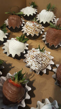 Load image into Gallery viewer, Strawberries - Chocolate Covered/Dipped Gourmet Box
