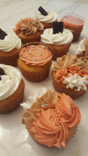Load image into Gallery viewer, Cupcakes - Classic Vanilla
