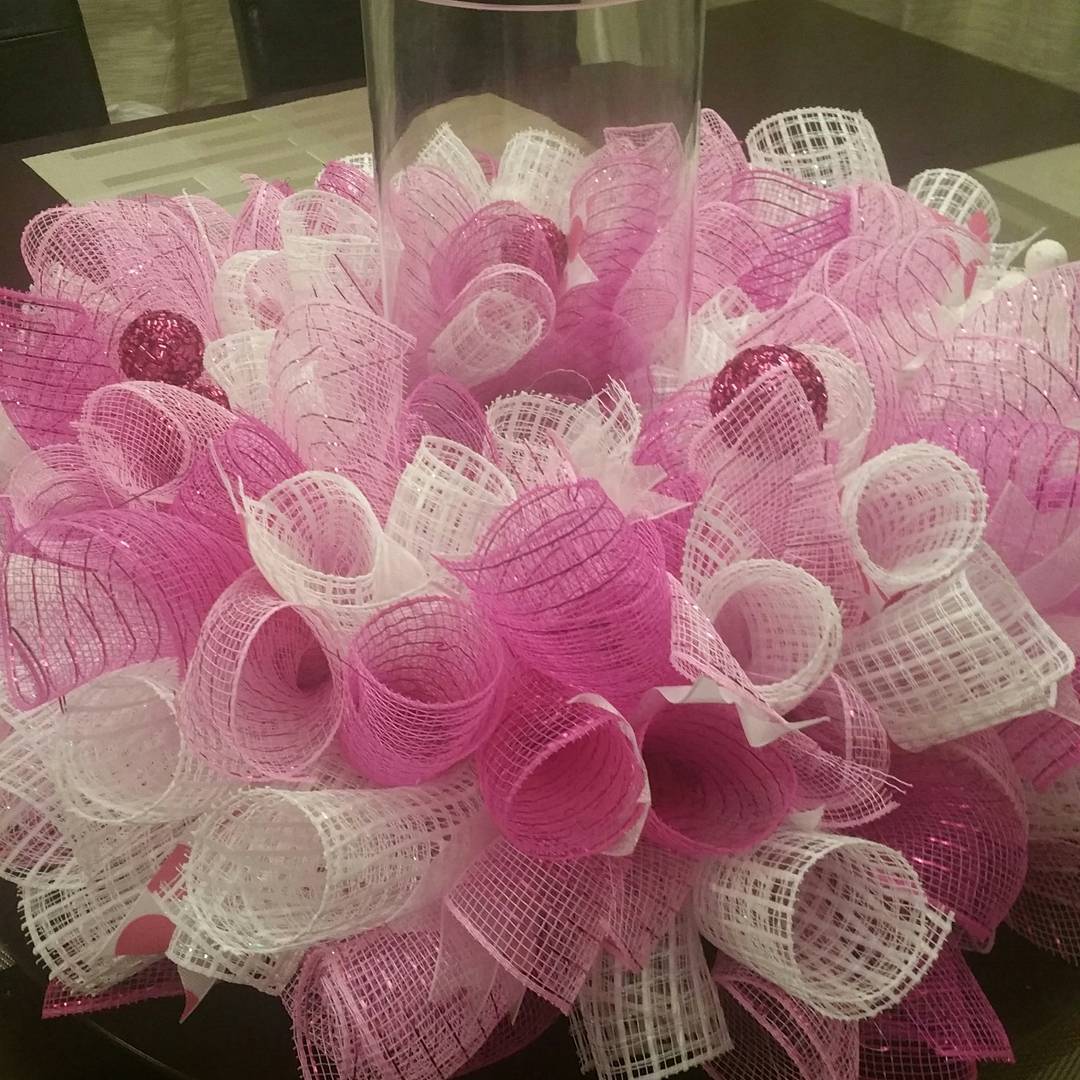 Deco Mesh Wreath Centerpiece