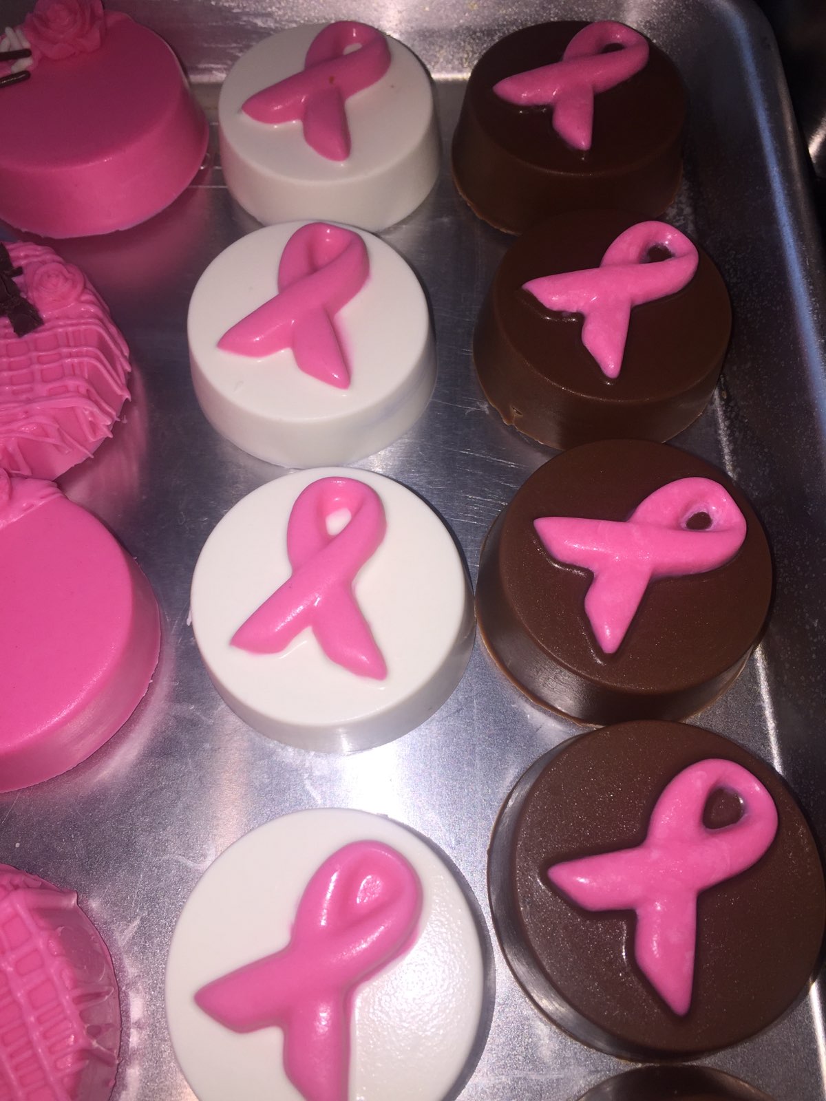 Oreo Cookies - Chocolate Covered/Dipped (Breast Cancer)