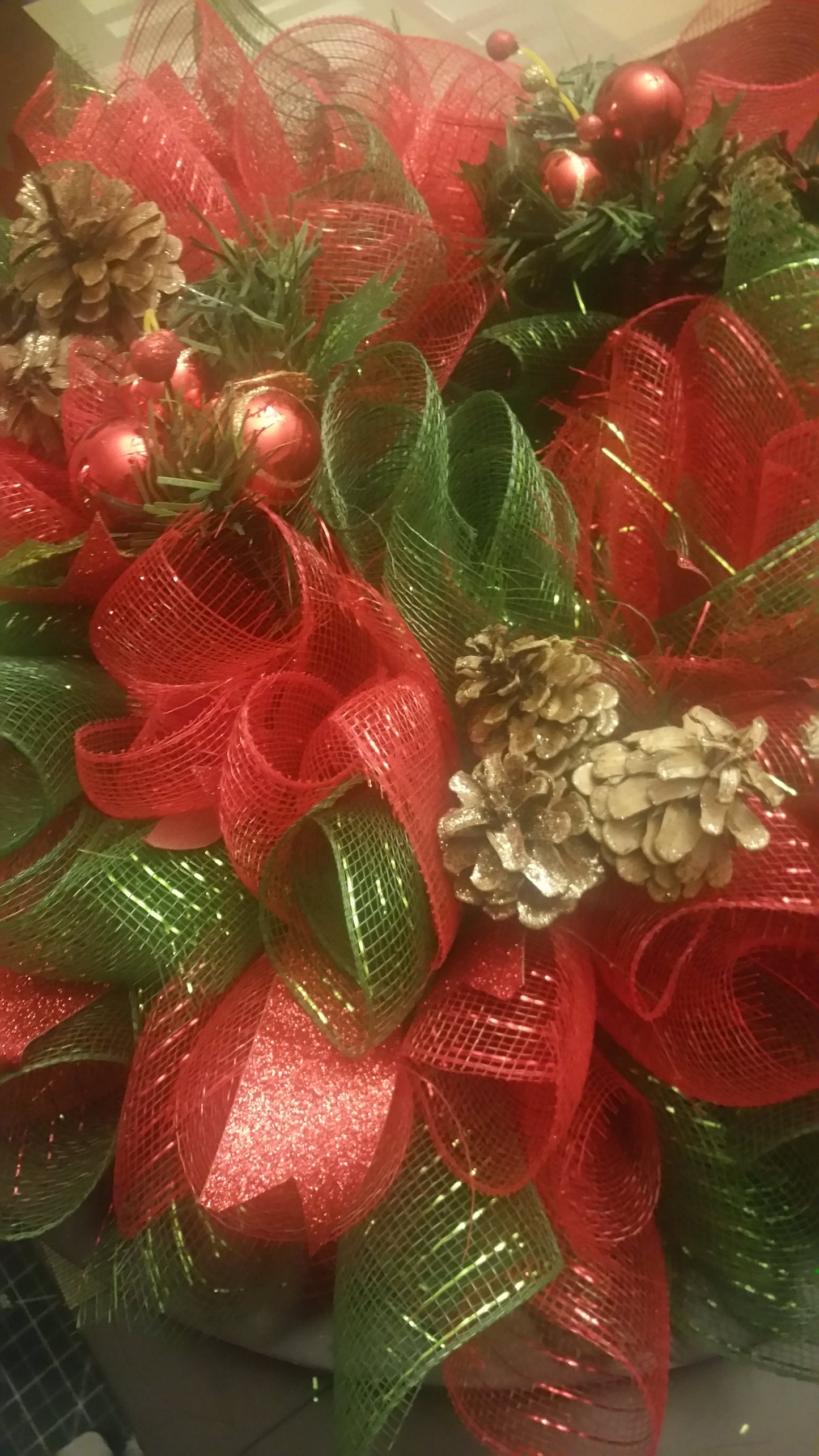 Deco Mesh Wreath Centerpiece