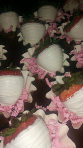 Strawberries - Chocolate Covered/Dipped (White w/ White Drizzle)