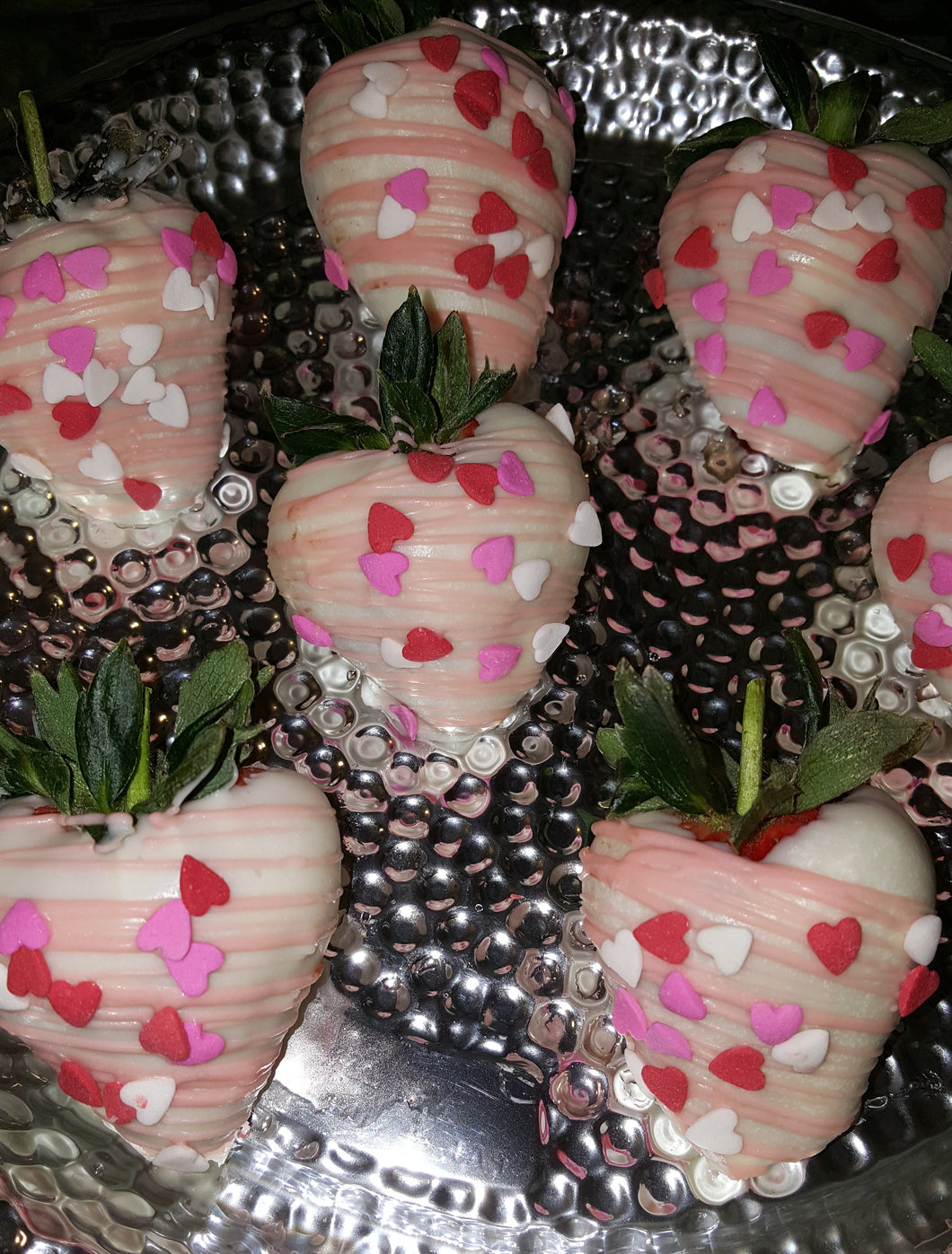Strawberries - Chocolate Covered/Dipped (Pink w/ Heart Sprinkles)