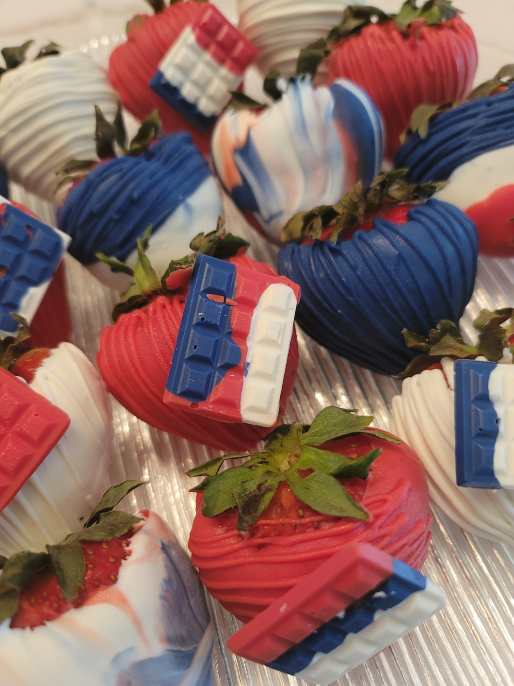 Strawberries - Chocolate Covered/Dipped Gourmet Box 4th of July